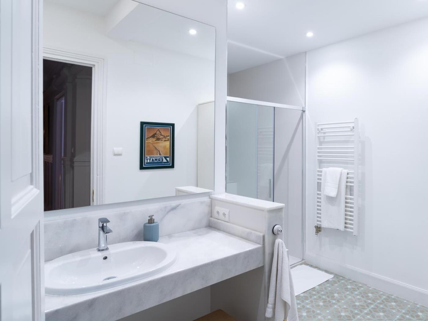 Housingleon Gaudi Suites المظهر الخارجي الصورة